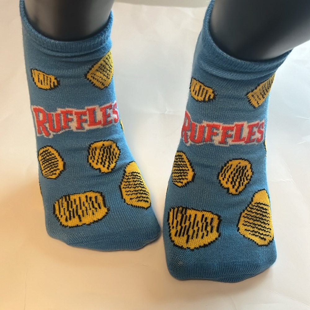Ruffles Chips Socks Ankle Womens NWT